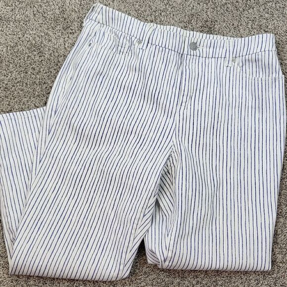Chico's So Slimming Girlfriend Blue & White Striped Cropped Pants - Picture 1 of 12